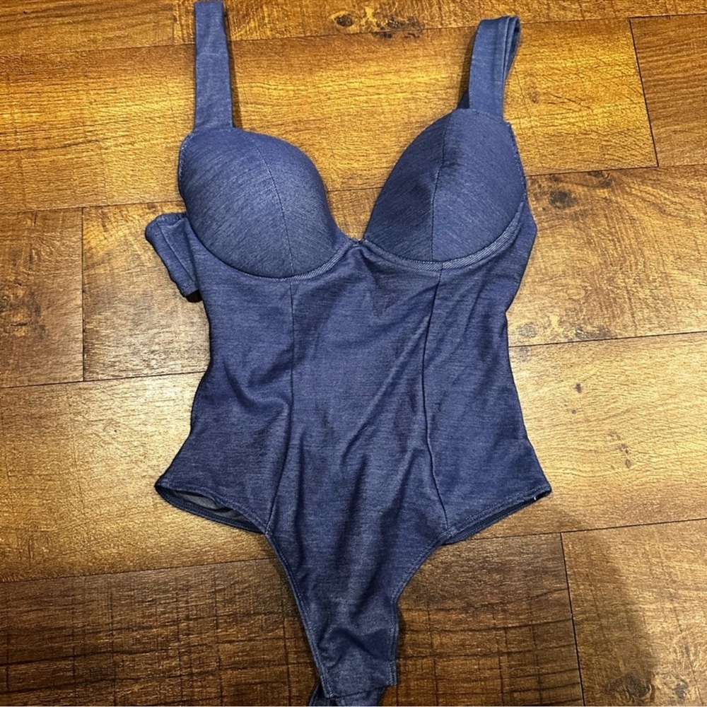 Women’s Bodysuit Bundle - Picture 10 of 14